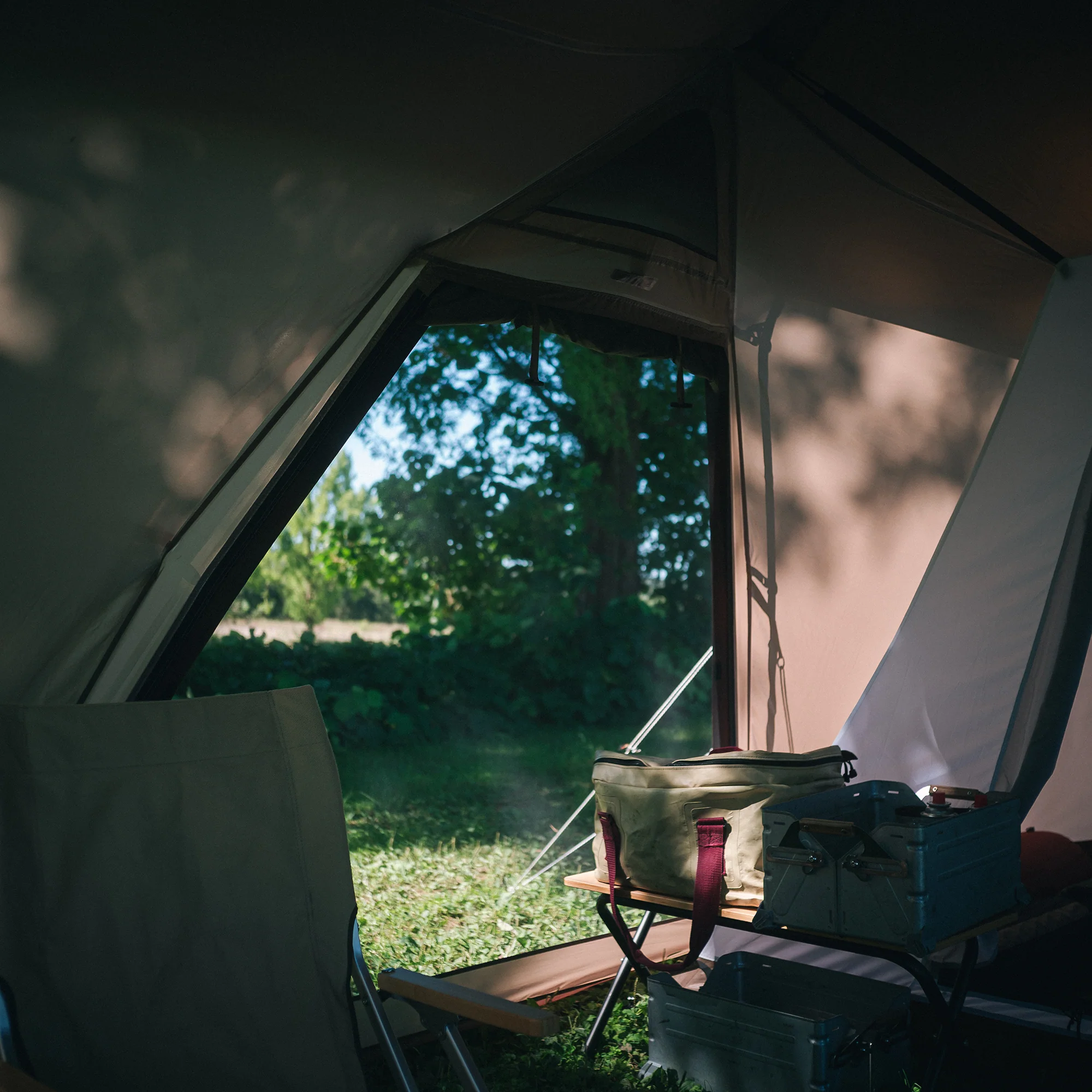 Land Nest Shelter - Image 12