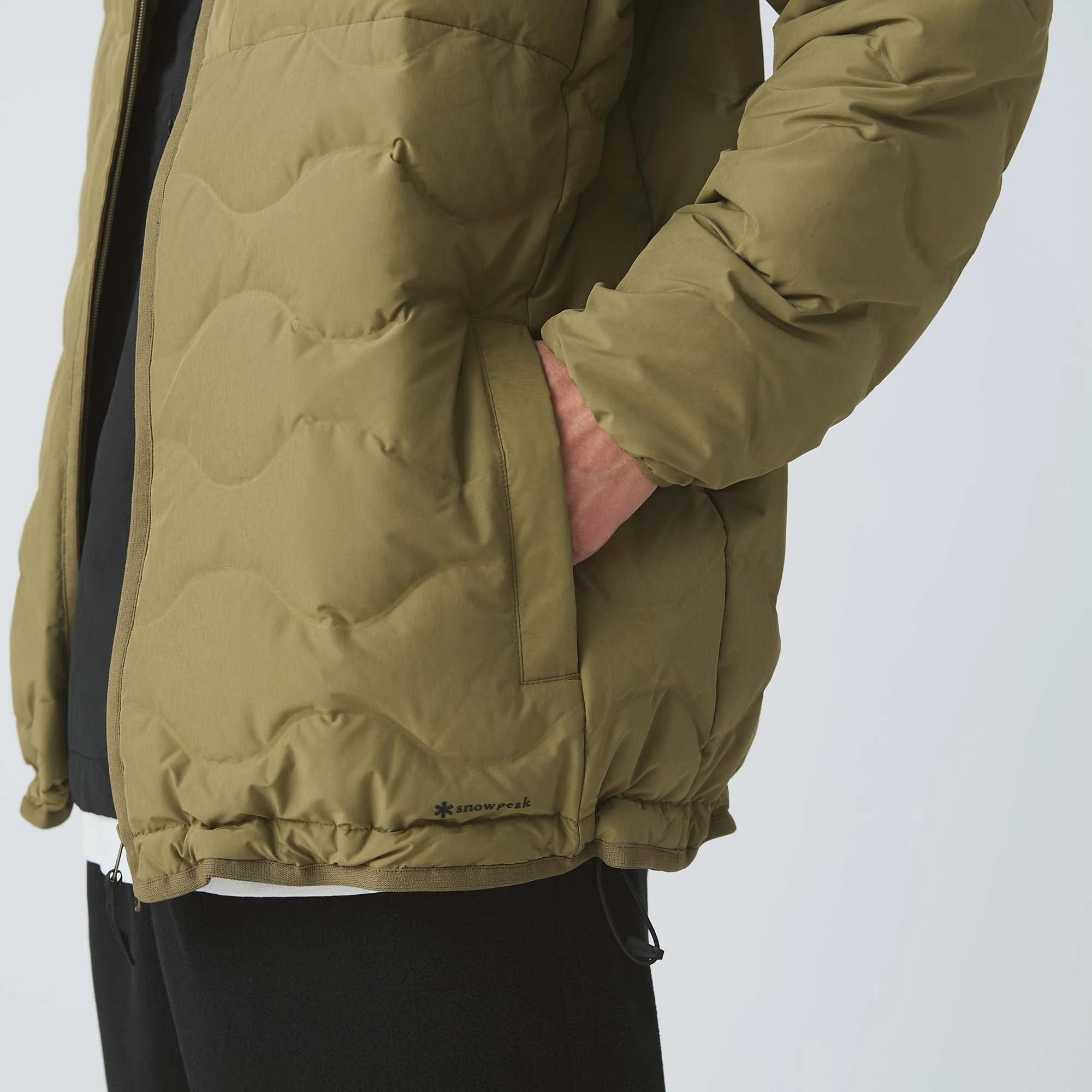 Seamless Quilted Down Jacket - Image 10